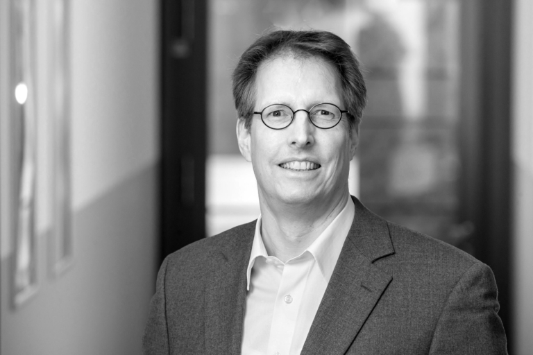 Dr. Olaf Bartz